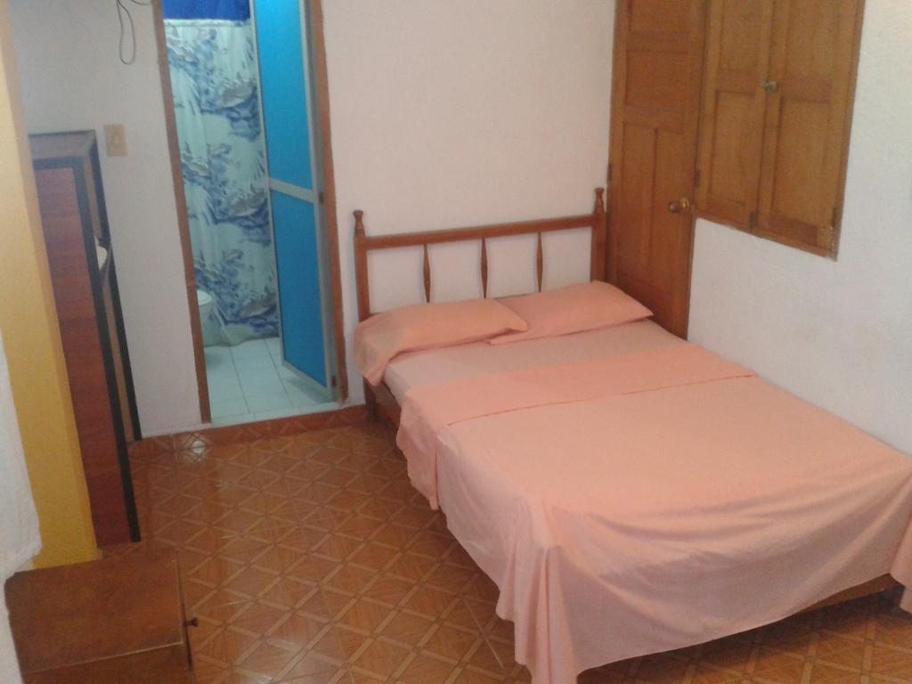 Hospederia Casa Familiar Hotel Санта Марта Стая снимка
