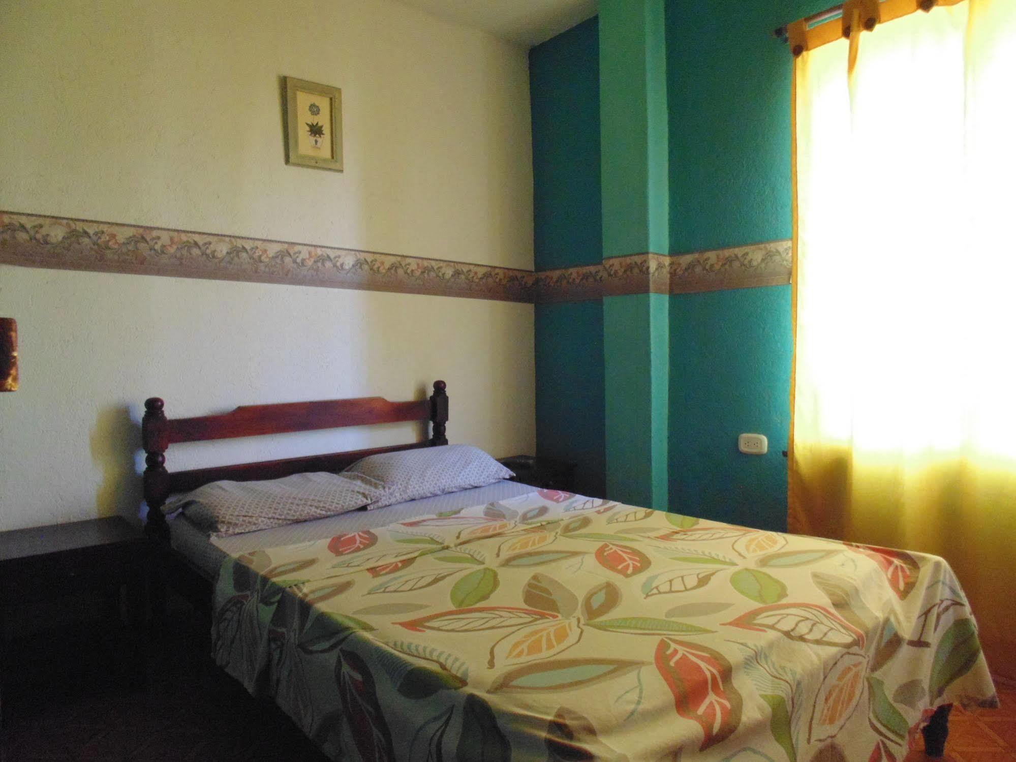 Hospederia Casa Familiar Hotel Санта Марта Екстериор снимка