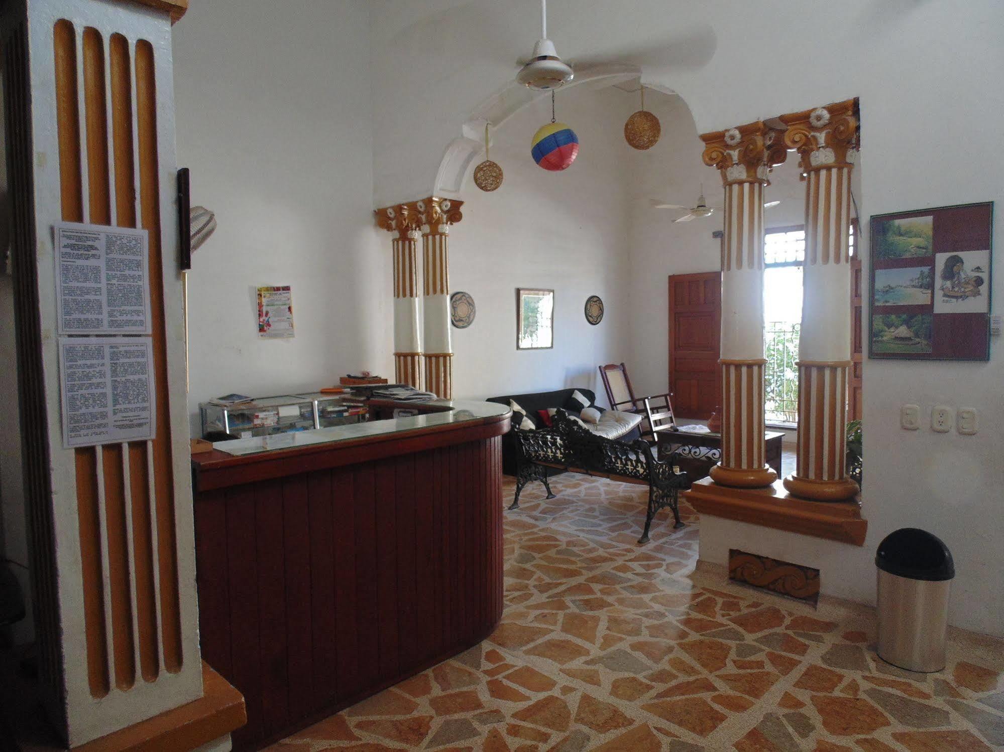 Hospederia Casa Familiar Hotel Санта Марта Екстериор снимка