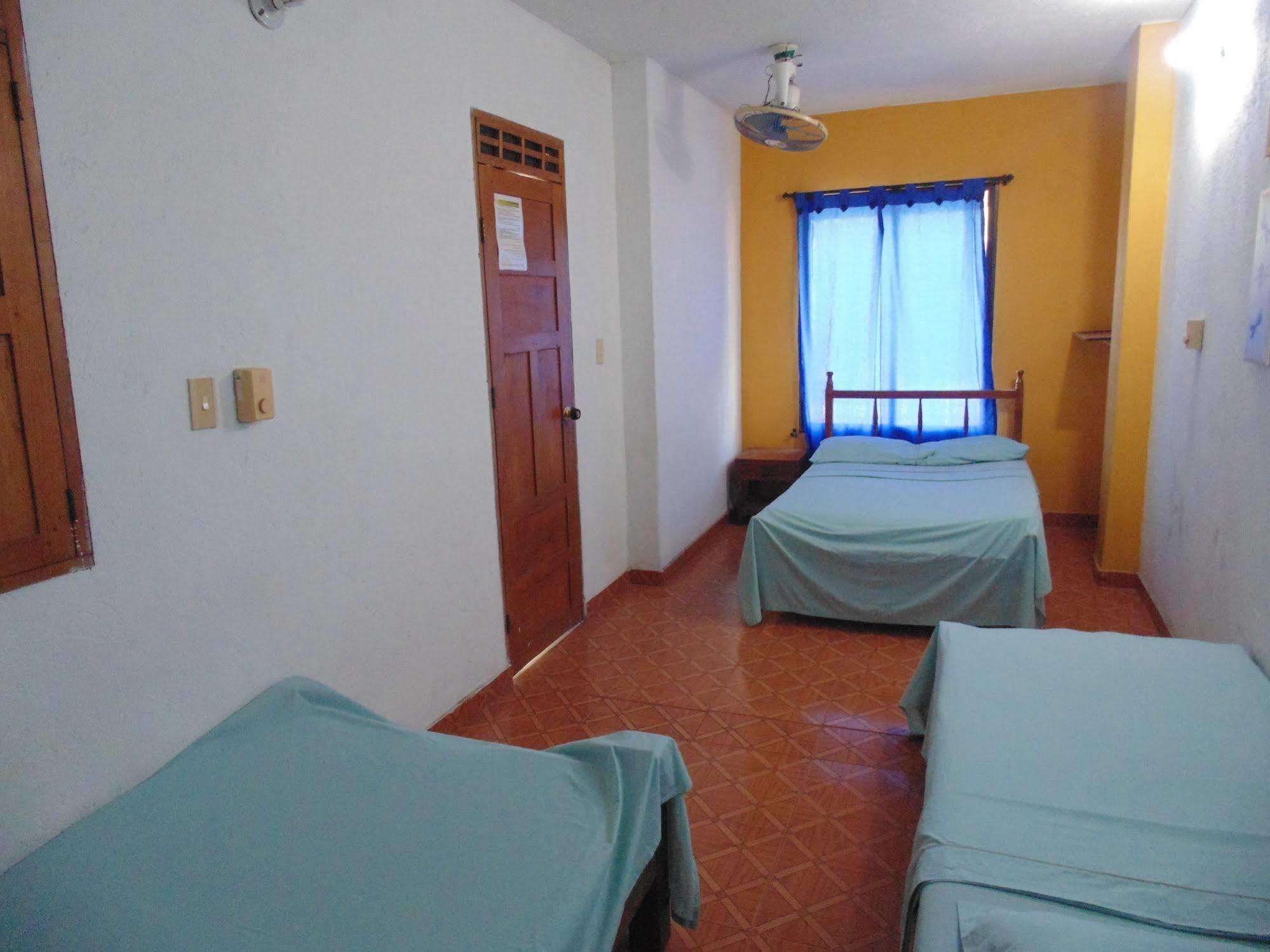 Hospederia Casa Familiar Hotel Санта Марта Екстериор снимка